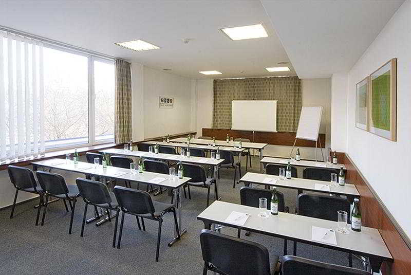 Ubytovna Areal Repy Prague Exterior photo