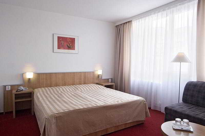 Ubytovna Areal Repy Prague Exterior photo