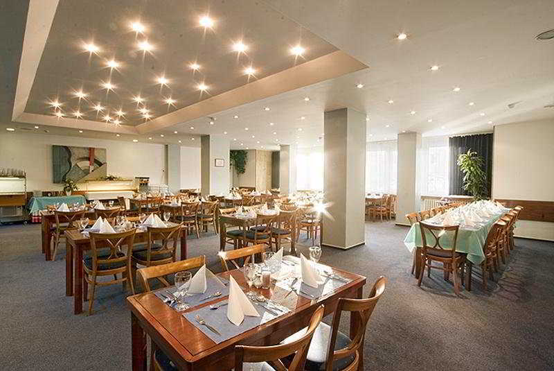 Ubytovna Areal Repy Prague Exterior photo